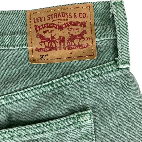 Levi's 501 Original Denim Button-Fly Jean Shorts Size 32 Green Raw Hem Cut-Off - Picture 3 of 13